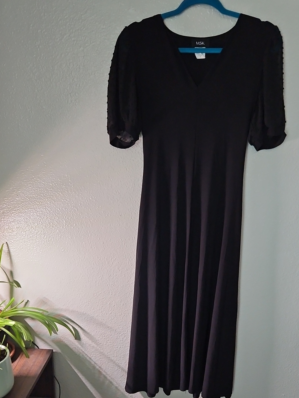 MSK Black Sheer Swiss Dot Puff Sleeve V-Neck Midi Tie Waist Dress Size M EUC